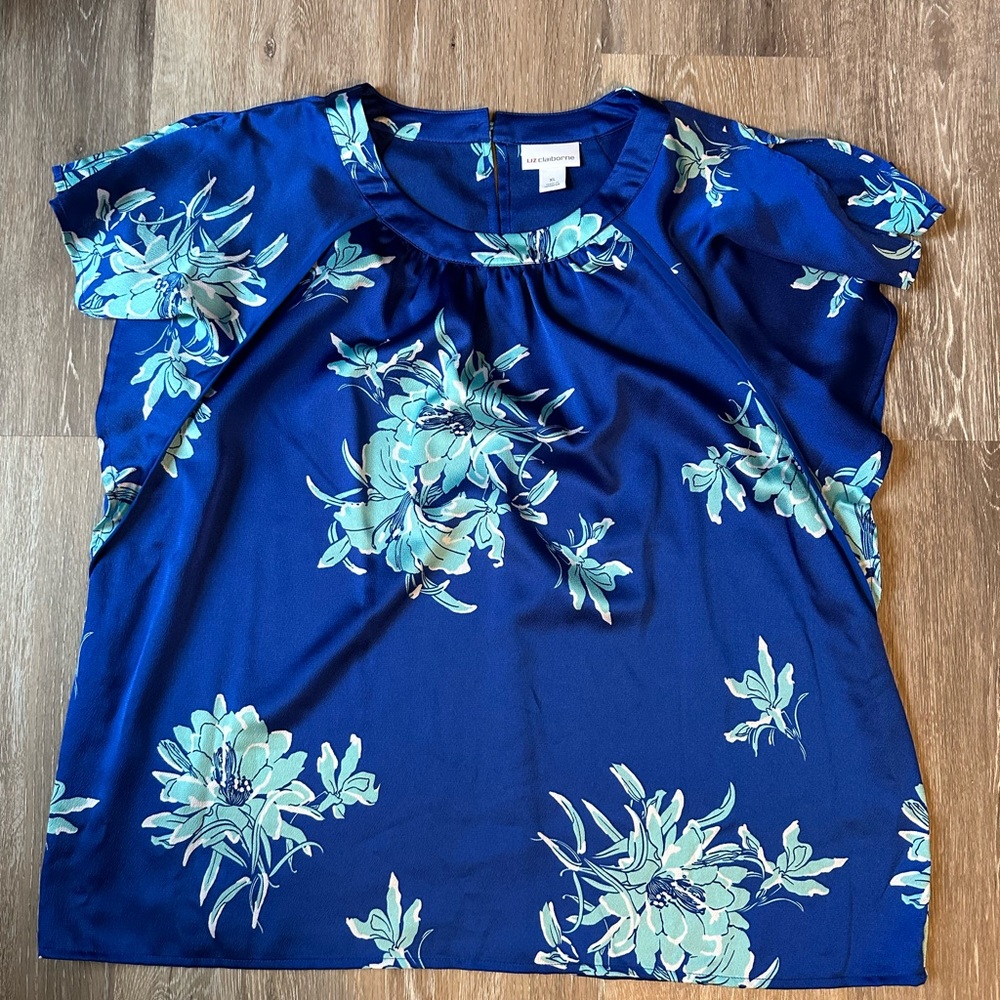 Liz Claiborne Blue Puff Sleeve Blouse with Cap Sleeves